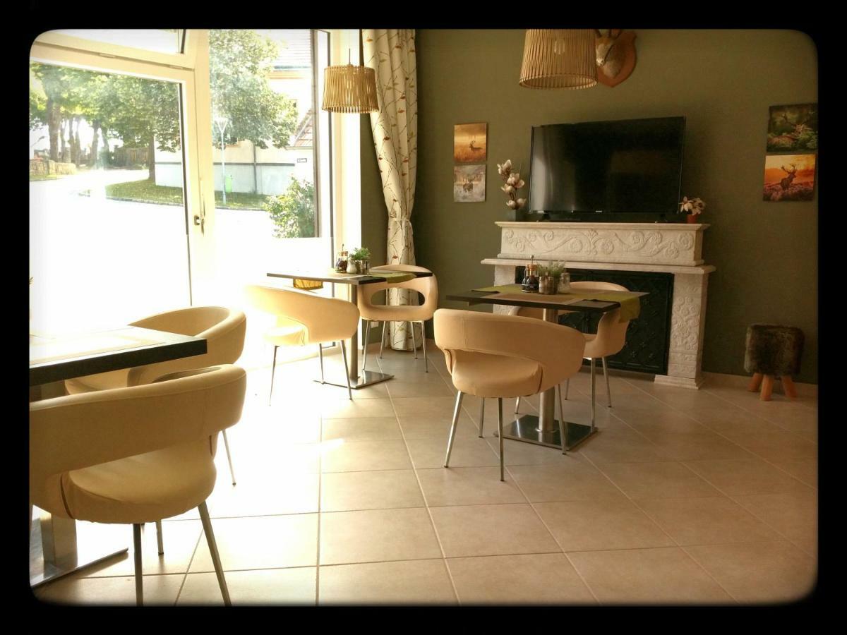 Haus Vitalis - Guesthouse Burgenland Sigless ภายนอก รูปภาพ